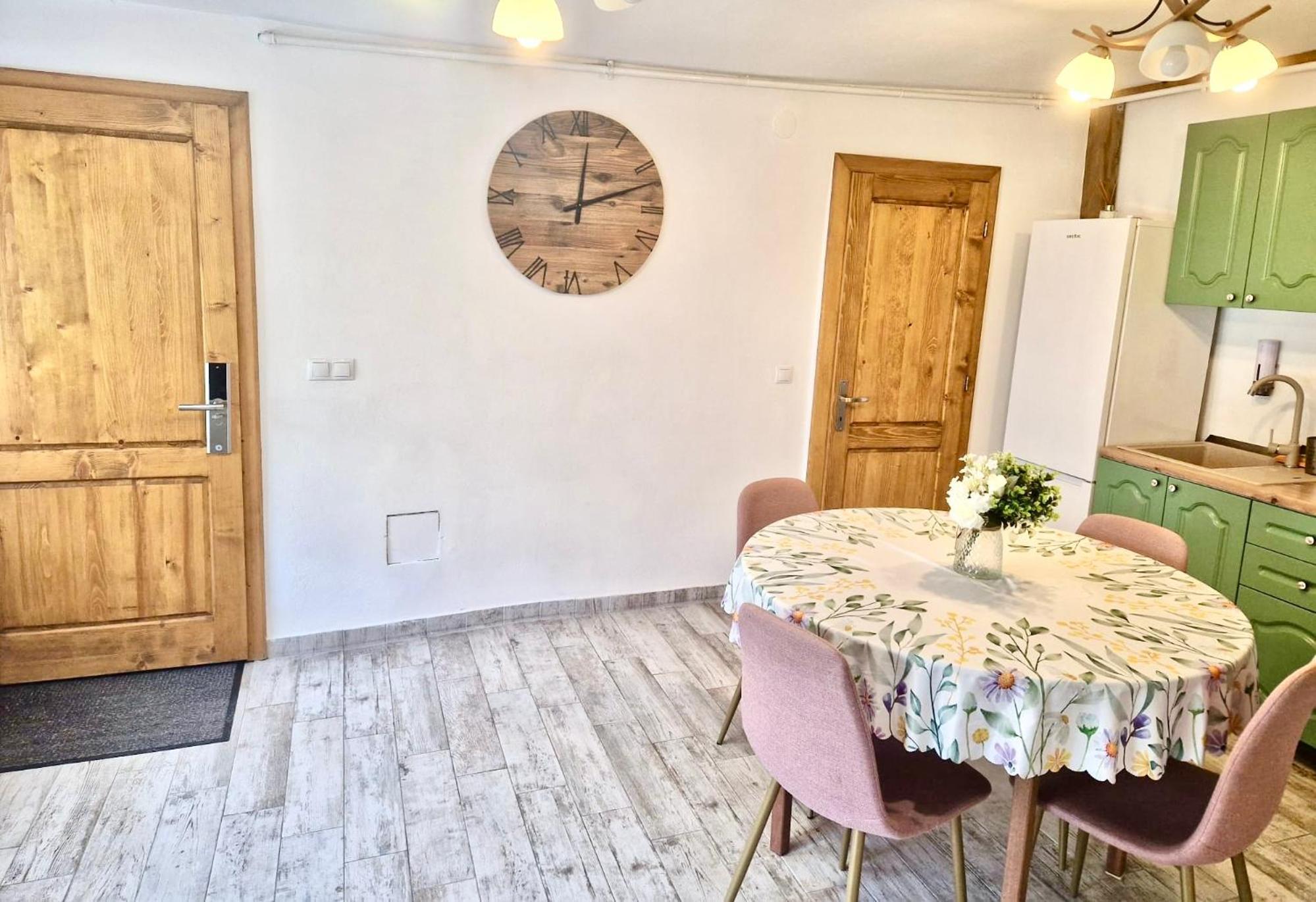 Stone Way Apartment Sibiu Luaran gambar